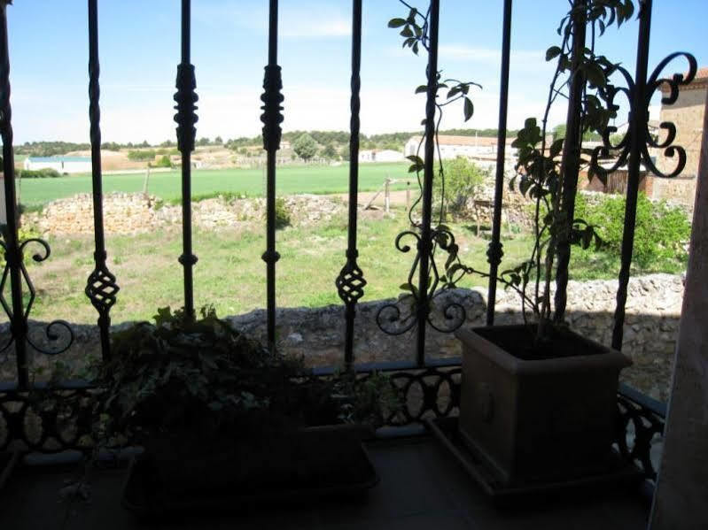 Casa Rural Patino Guest House Quintanas de Gormaz Exterior photo